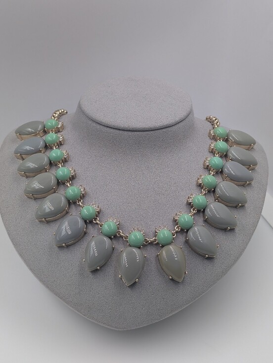 J. Crew Jewelry - NWT J. Crew Teardrop Cabochon Collar Statement Necklace Gold Tone Grey Mint 0501